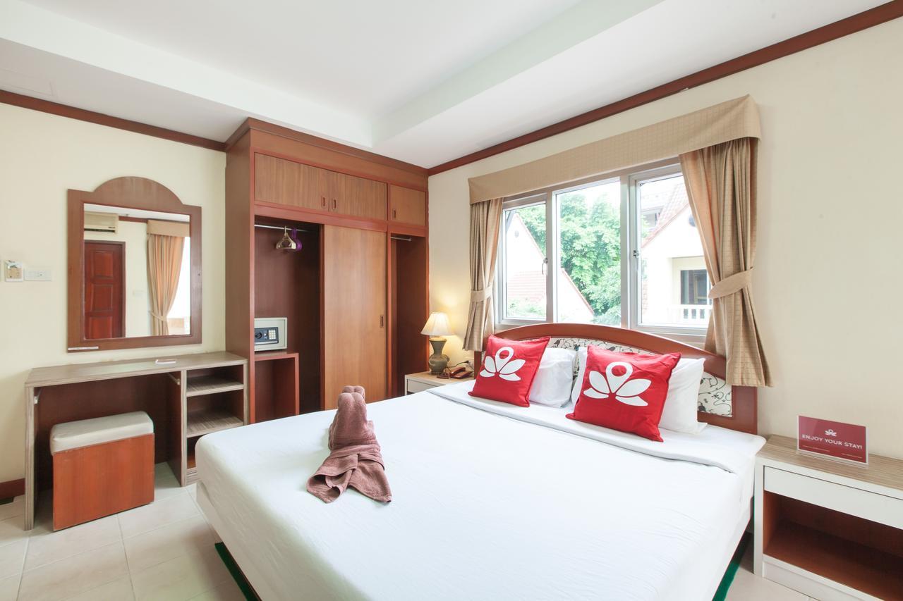 Zen Rooms Rat-U-Thid 200 Phi Road Patong Esterno foto